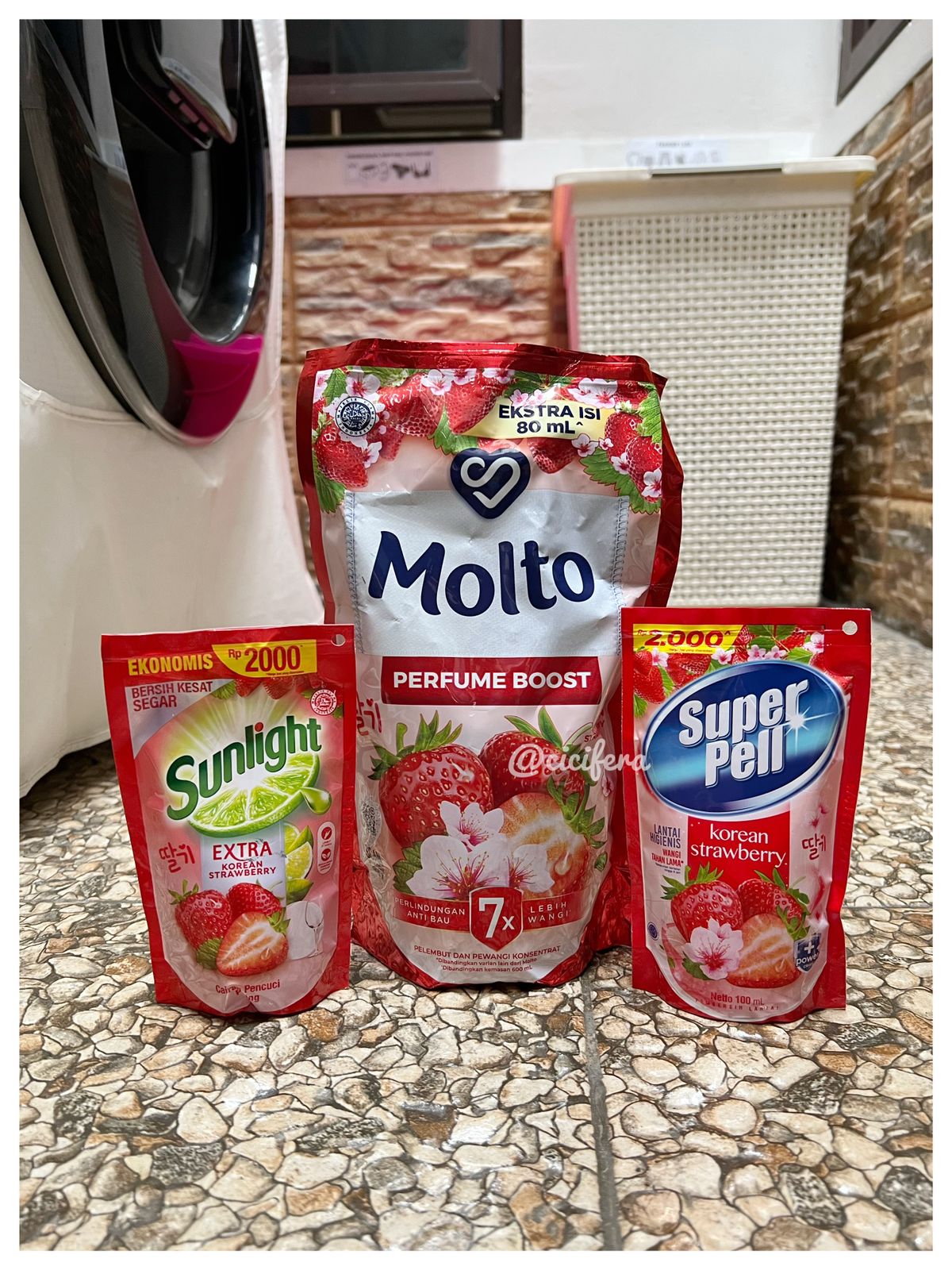 Produk Unilever Korean Strawberry